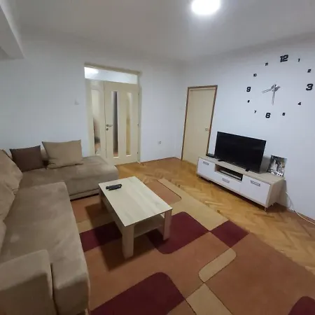 Bis Apartman *